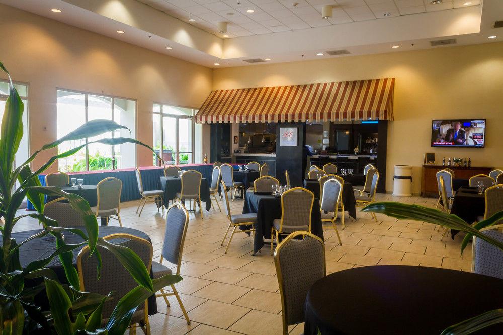 Four Points By Sheraton Caguas Real Exterior photo