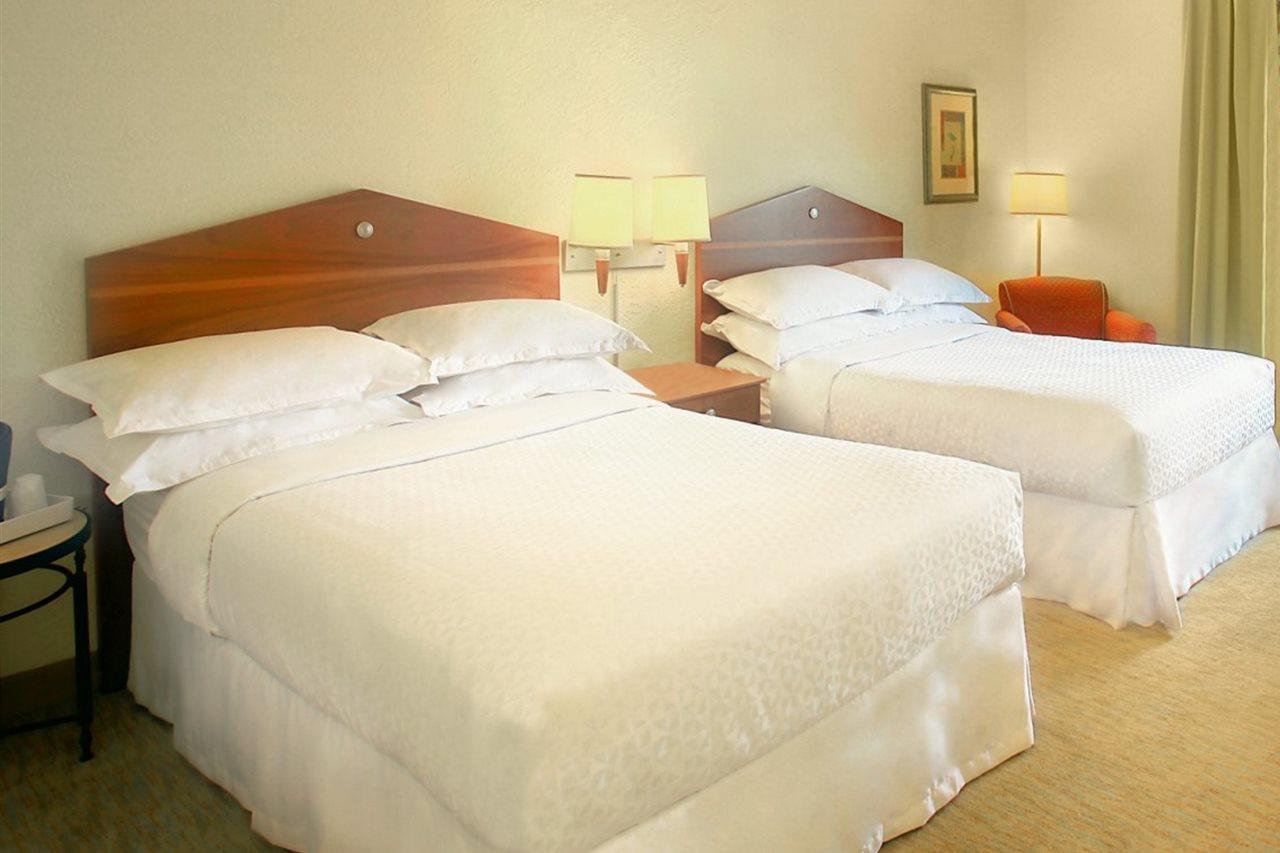 Four Points By Sheraton Caguas Real Exterior photo