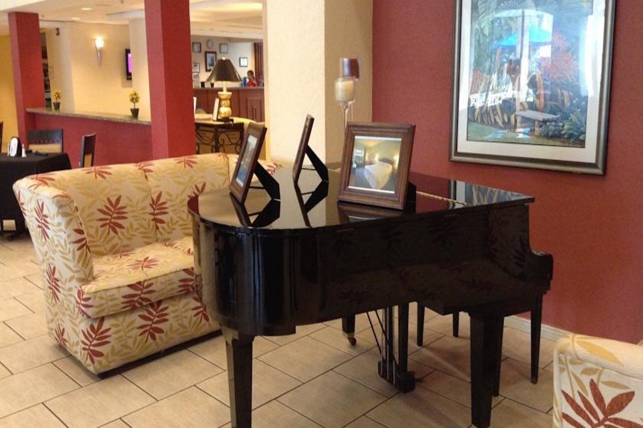Four Points By Sheraton Caguas Real Exterior photo